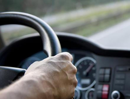 Direção Defensiva: 10 recomendações para o motorista dirigir com segurança